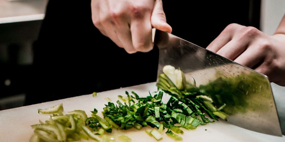 Les meilleurs couteaux japonais pour un chef à domicile